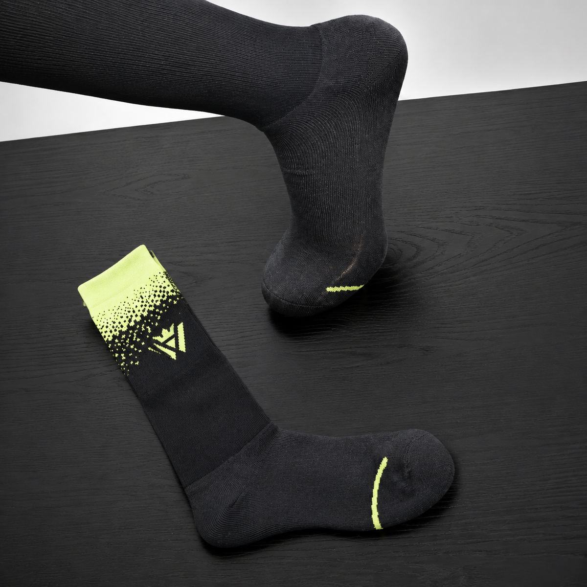 Waly's hybrid soccer socks